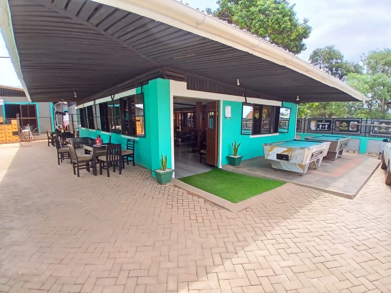 Lounge interior scene